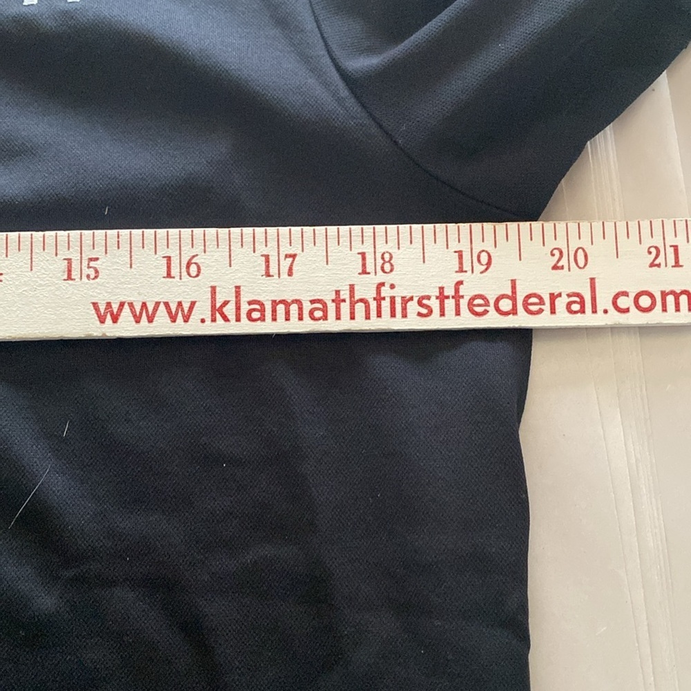 NWT Travis Mathew Oceanside Polo Shirt Mens M Black Intuit Logo Golf - Picture 13 of 13